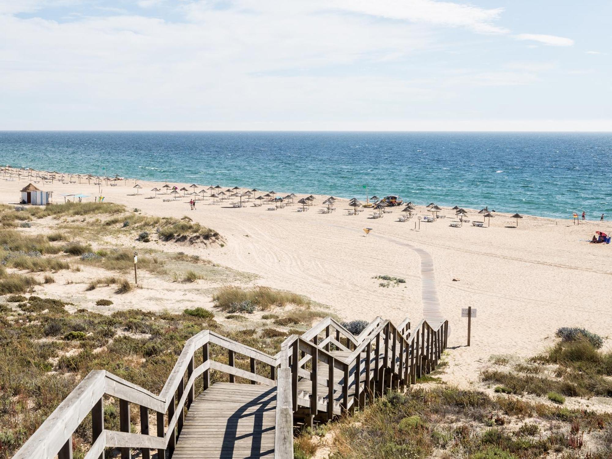 Casa Helio A 150M Da Praia Do Ouro เซซิมบรา ภายนอก รูปภาพ